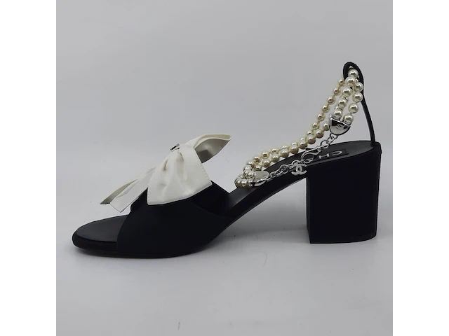 Paar hakken, maat 39, chanel, d g45813 - afbeelding 10 van  14