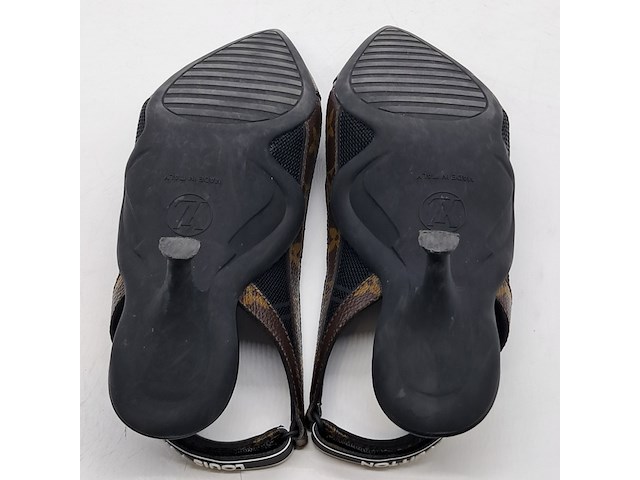 Paar hakken, maat 39, louis vuitton, ma0223 - afbeelding 9 van  11