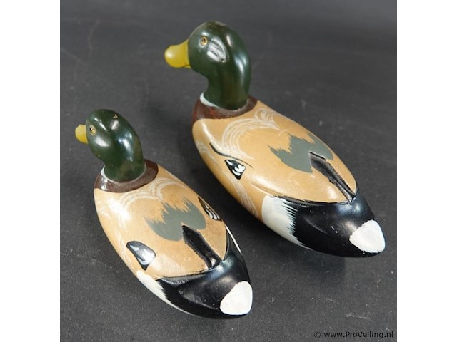 Paar handbeschilderde houten eenden - afbeelding 3 van  5