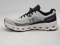 Paar hardloopschoenen, maat 44, on, 3me30110818 - afbeelding 7 van  11