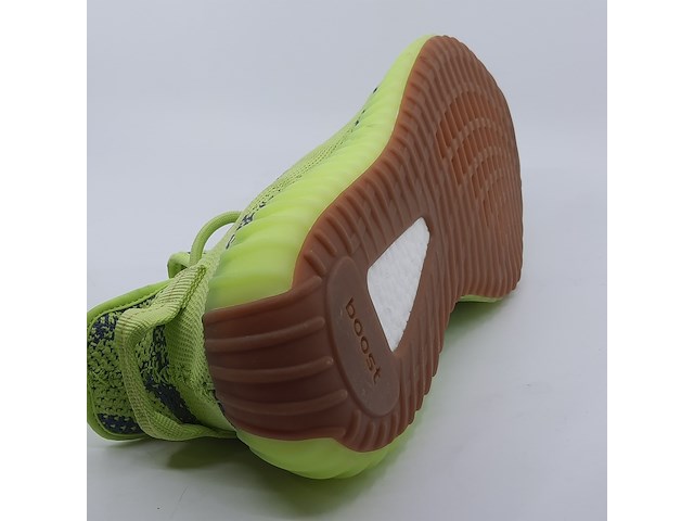 Paar herensneakers, maat 44 2/3, adidas yeezy, b37572 - afbeelding 3 van  12