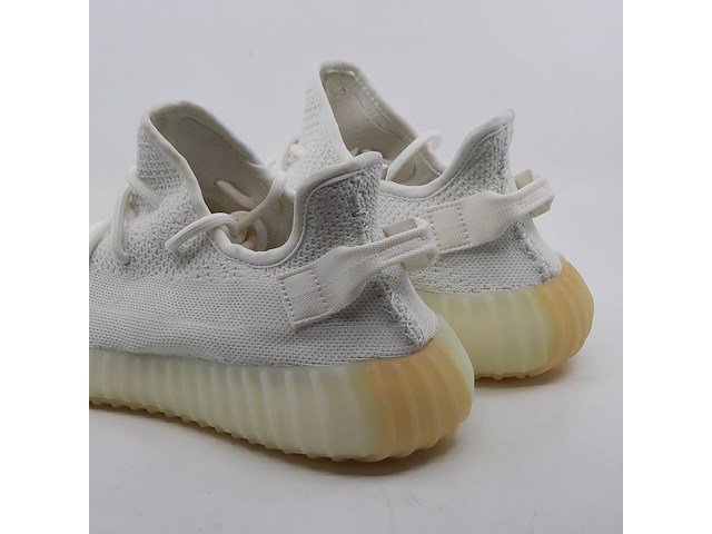 Paar herensneakers, maat 44, adidas yeezy, cp9366 - afbeelding 8 van  11