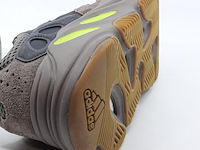 Paar herensneakers, maat 44, adidas yeezy, ee9614 - afbeelding 2 van  10
