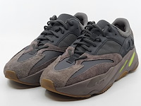 Paar herensneakers, maat 44, adidas yeezy, ee9614 - afbeelding 1 van  10