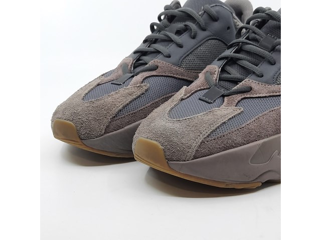 Paar herensneakers, maat 44, adidas yeezy, ee9614 - afbeelding 3 van  10