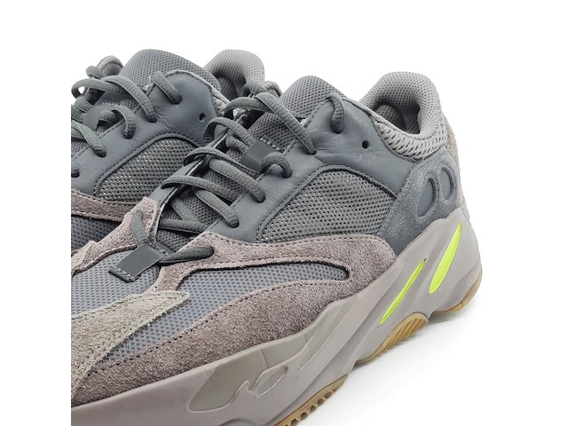 Paar herensneakers, maat 44, adidas yeezy, ee9614 - afbeelding 4 van  10
