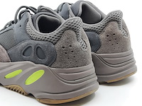 Paar herensneakers, maat 44, adidas yeezy, ee9614 - afbeelding 8 van  10
