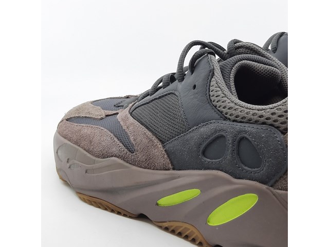 Paar herensneakers, maat 44, adidas yeezy, ee9614 - afbeelding 9 van  10