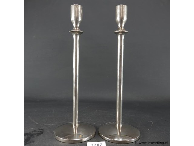Paar hoge kandelaren - afbeelding 1 van  5