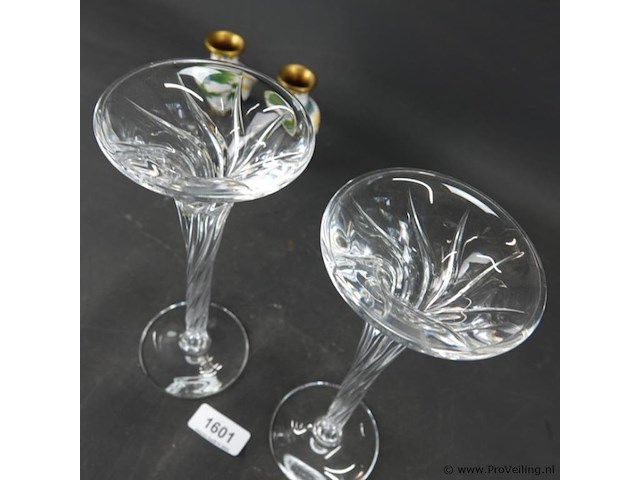 Paar hoge kristallen kandelaren - afbeelding 3 van  5