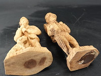 Paar houten beelden - afbeelding 5 van  5