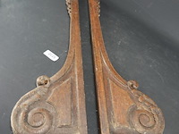 Paar houten consoles met snijwerk - afbeelding 2 van  5