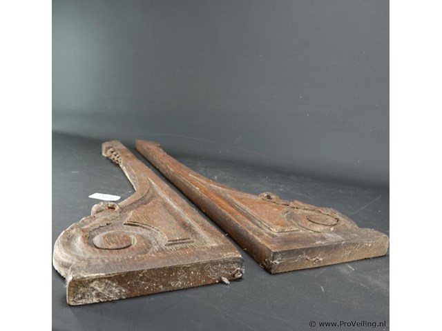 Paar houten consoles met snijwerk - afbeelding 4 van  5
