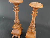 Paar houten kandelaren - afbeelding 2 van  5