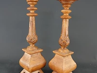 Paar houten kandelaren - afbeelding 3 van  5