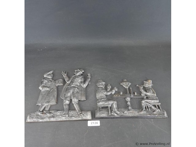Paar ijzeren plaques - afbeelding 1 van  5