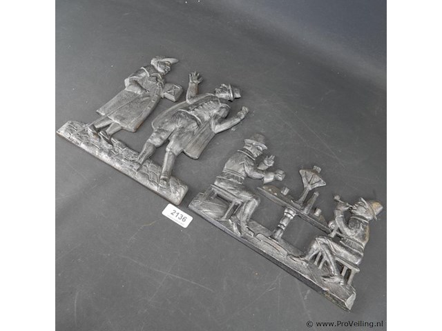 Paar ijzeren plaques - afbeelding 2 van  5
