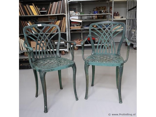 Paar ijzeren tuinstoelen - afbeelding 2 van  5