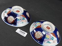 Paar imari schotels - afbeelding 1 van  5