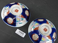 Paar imari schotels - afbeelding 2 van  5