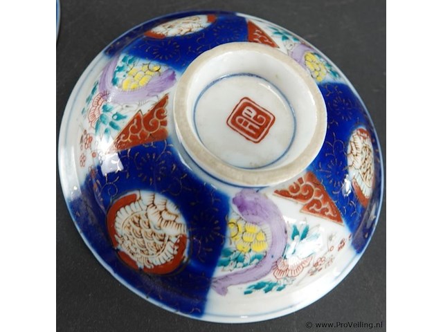 Paar imari schotels - afbeelding 3 van  5
