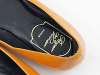 Paar instappers, maat 36, roger vivier - afbeelding 5 van  9