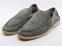 Paar instappers, maat 42, loro piana, j 56006