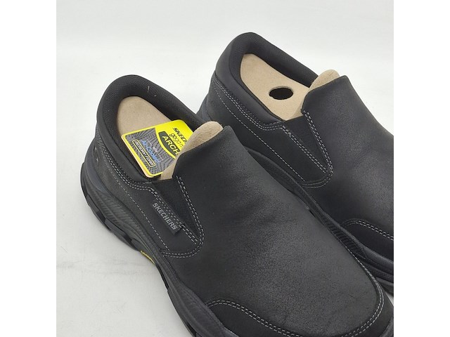 Paar instappers, maat 42, skechers, respected calum - afbeelding 9 van  10