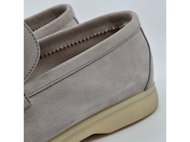 Paar instappers, maat 43, loro piana, n71589 - afbeelding 3 van  8
