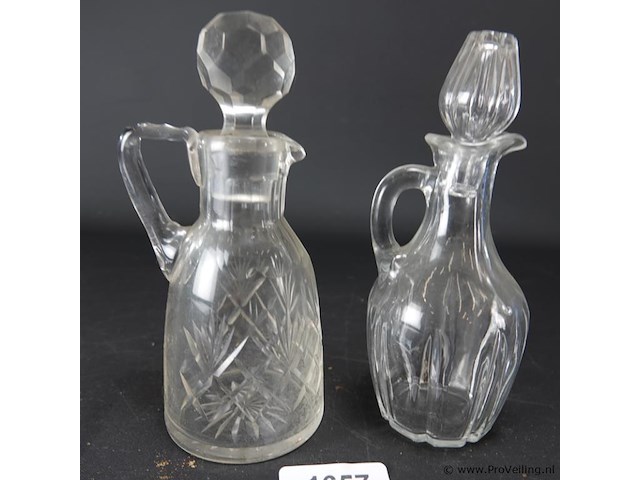 Paar karafjes - afbeelding 1 van  5