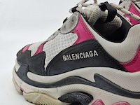 Paar kinder sneakers, maat 35, balenciaga, triple s - afbeelding 2 van  13