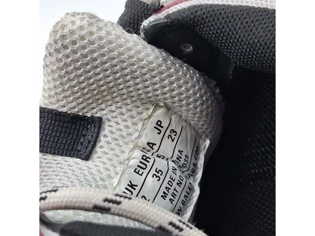 Paar kinder sneakers, maat 35, balenciaga, triple s - afbeelding 3 van  13