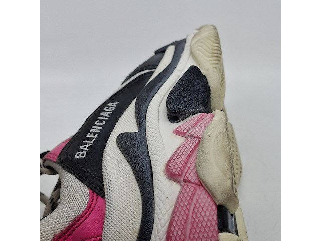 Paar kinder sneakers, maat 35, balenciaga, triple s - afbeelding 4 van  13