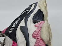 Paar kinder sneakers, maat 35, balenciaga, triple s - afbeelding 4 van  13