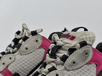 Paar kinder sneakers, maat 35, balenciaga, triple s - afbeelding 9 van  13