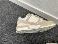 Paar louis vuitton trainer sneaker - afbeelding 5 van  7