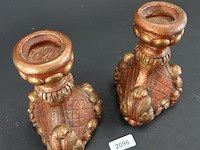 Paar neoklassieke kaarshouders - afbeelding 4 van  5