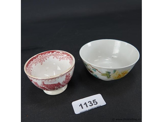 Paar oosterse kommen - afbeelding 2 van  5