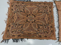 Paar oude kleden - afbeelding 2 van  5