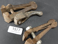 Paar oude klemwerktuigen - afbeelding 2 van  5
