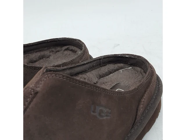 Paar pantoffels, maat 42, ugg, 1166761 - afbeelding 2 van  11
