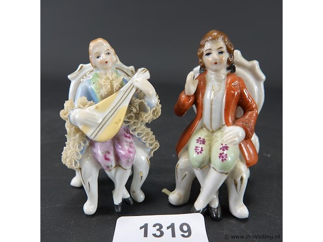 Paar porseleinen beeldjes - afbeelding 1 van  5