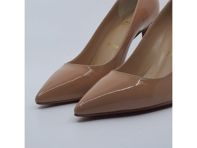 Paar pumps, maat 36, louboutin - afbeelding 3 van  10