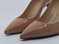 Paar pumps, maat 36, louboutin - afbeelding 3 van  10