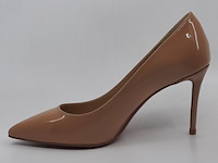 Paar pumps, maat 36, louboutin - afbeelding 6 van  10