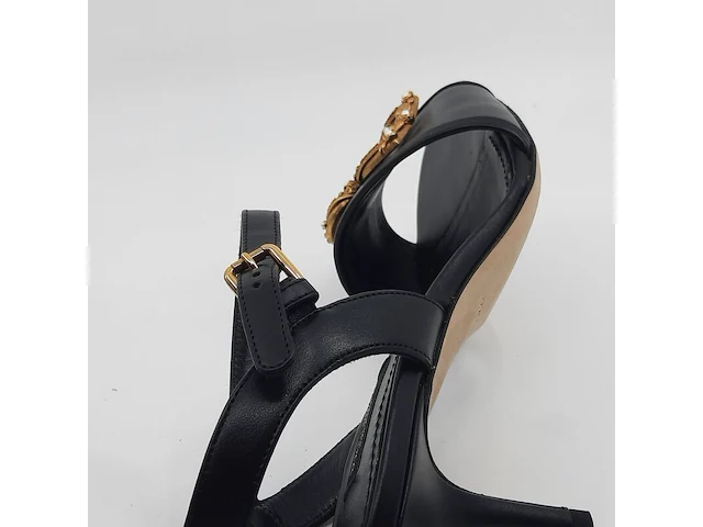 Paar pumps. maat 37,5, dolce&gabbana, cr1156 - afbeelding 9 van  10