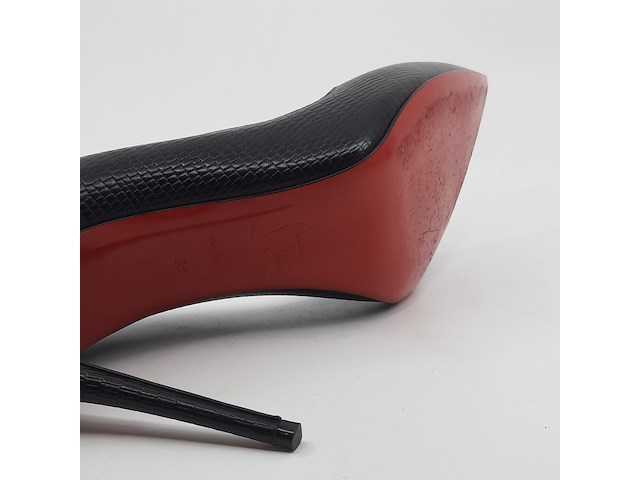 Paar pumps, maat 38, christian louboutin - afbeelding 2 van  11