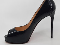 Paar pumps, maat 39, louboutin - afbeelding 5 van  9