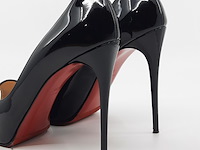 Paar pumps, maat 39, louboutin - afbeelding 6 van  9