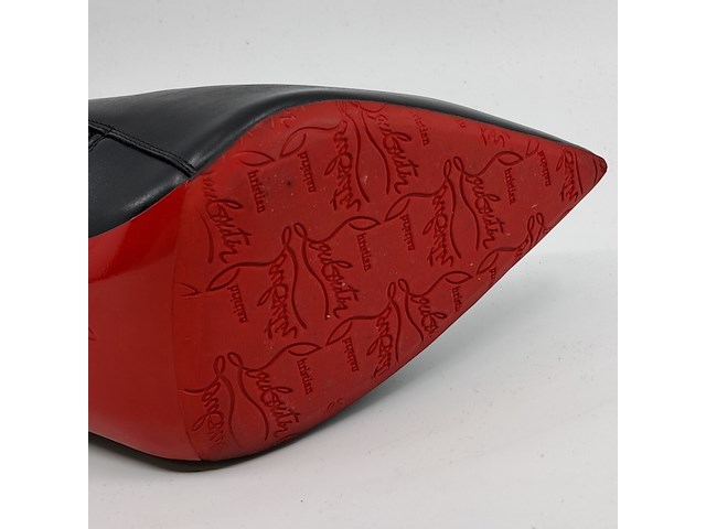 Paar pumps, maat 39, louboutin - afbeelding 13 van  13